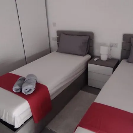 Amazing 2 Bedroom Location Appartamento *